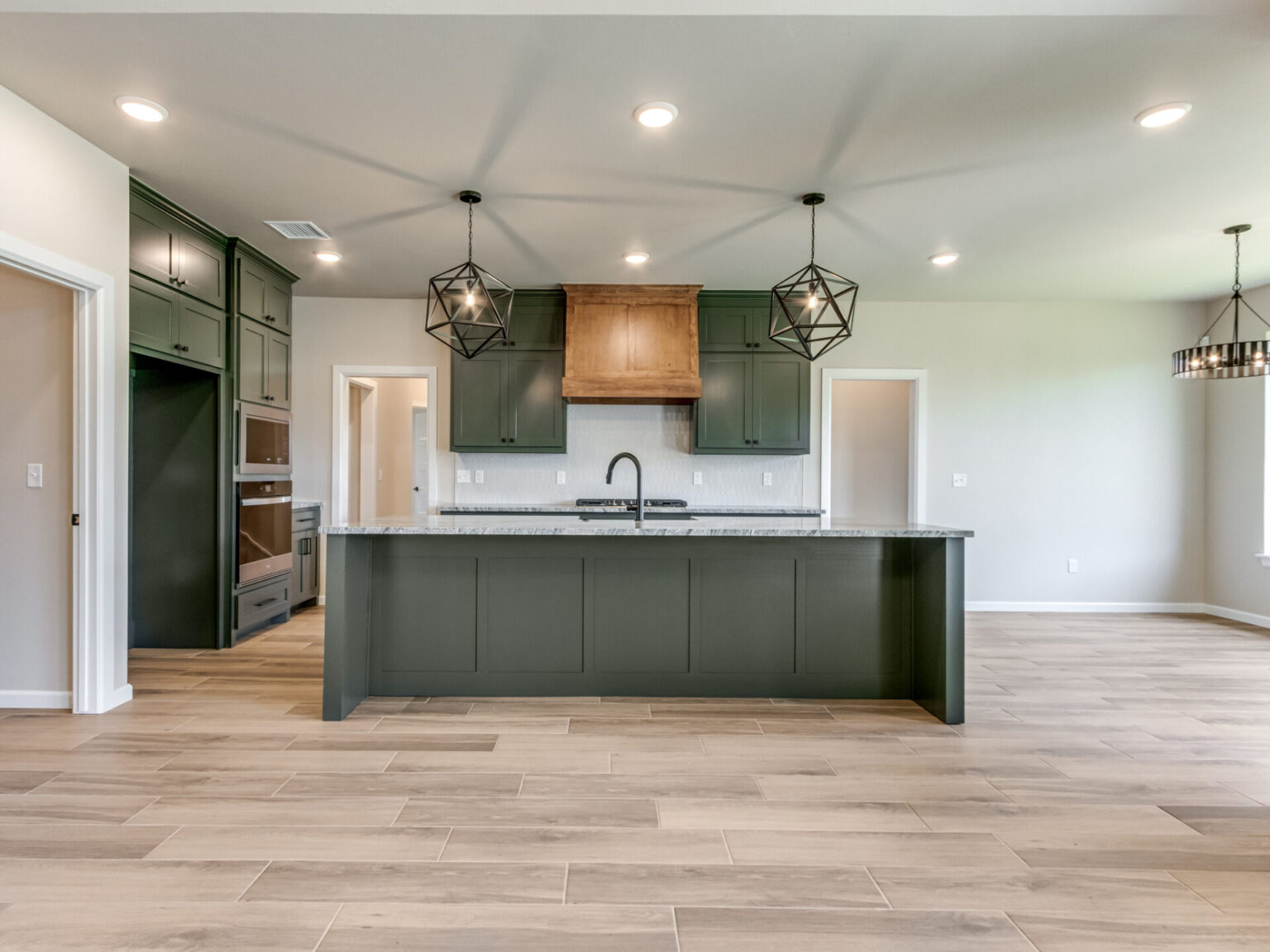 16012 Navarra Way-10