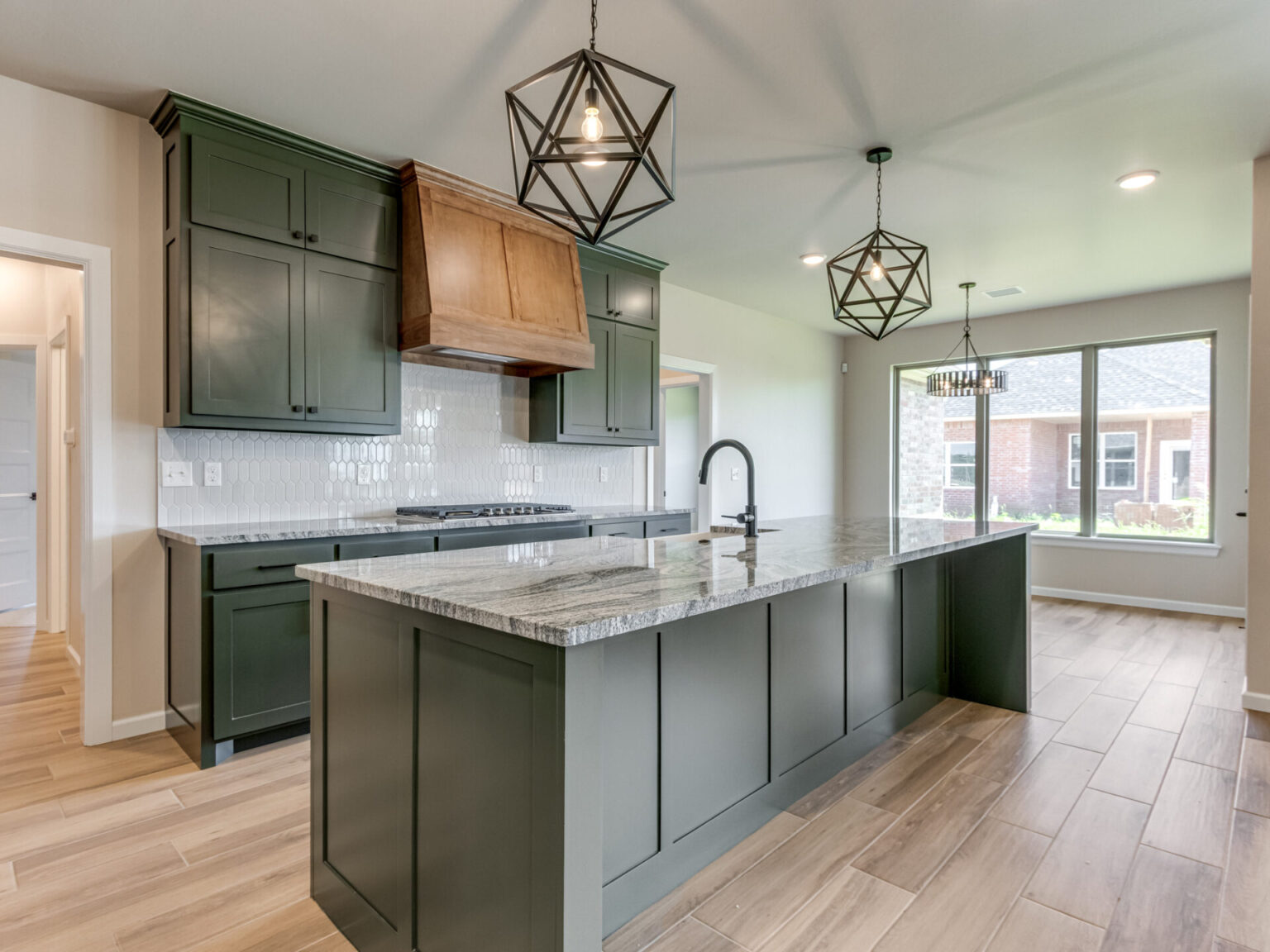 16012 Navarra Way-11