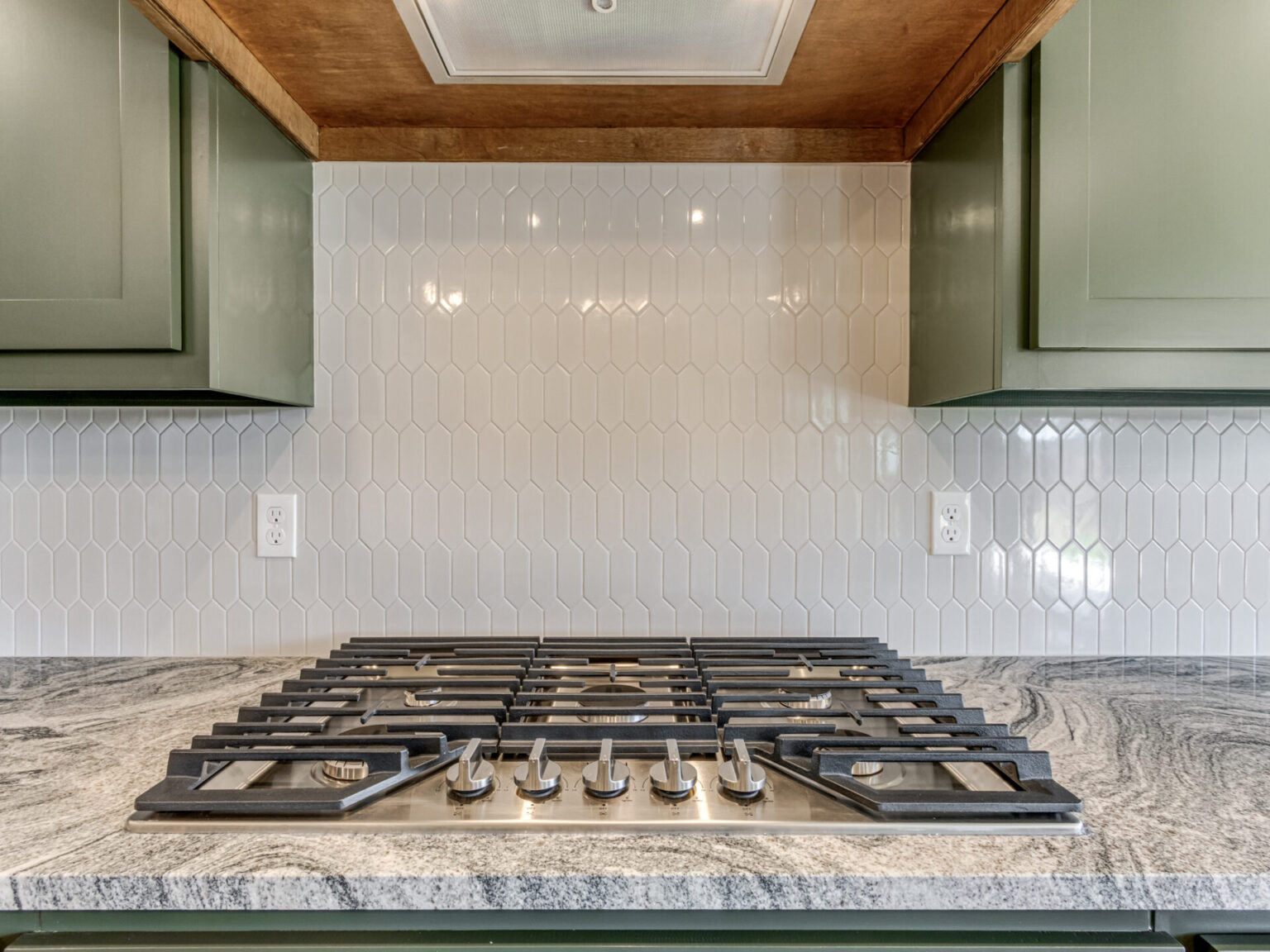 16012 Navarra Way-14