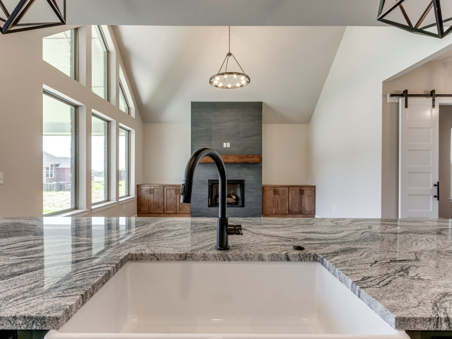 16012 Navarra Way-15