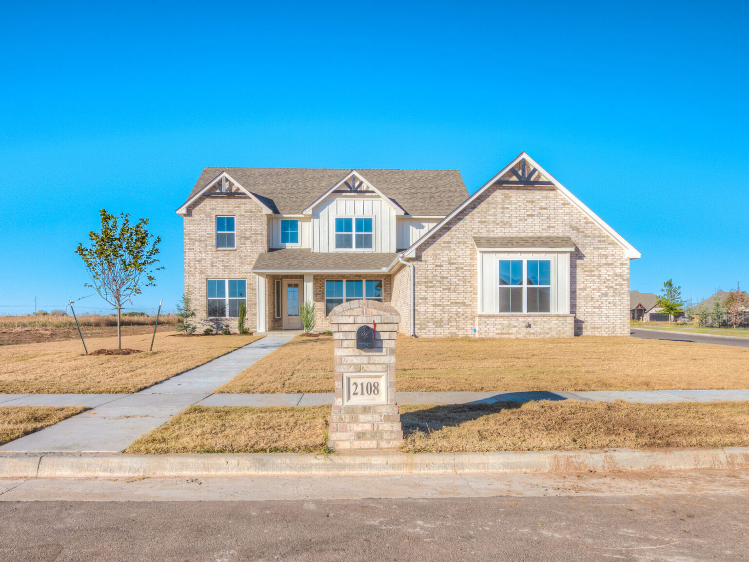 2108-SW-39th-St-1