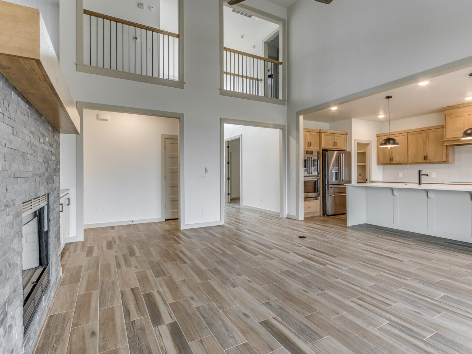 2210-W-Burr-Oak-Rd-18