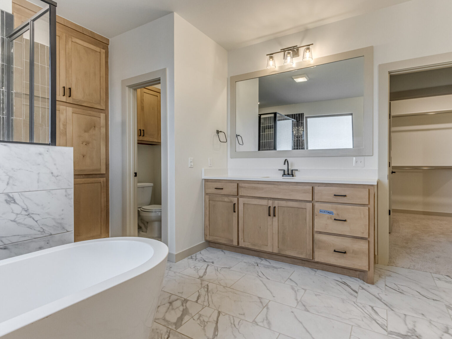 2210-W-Burr-Oak-Rd-39
