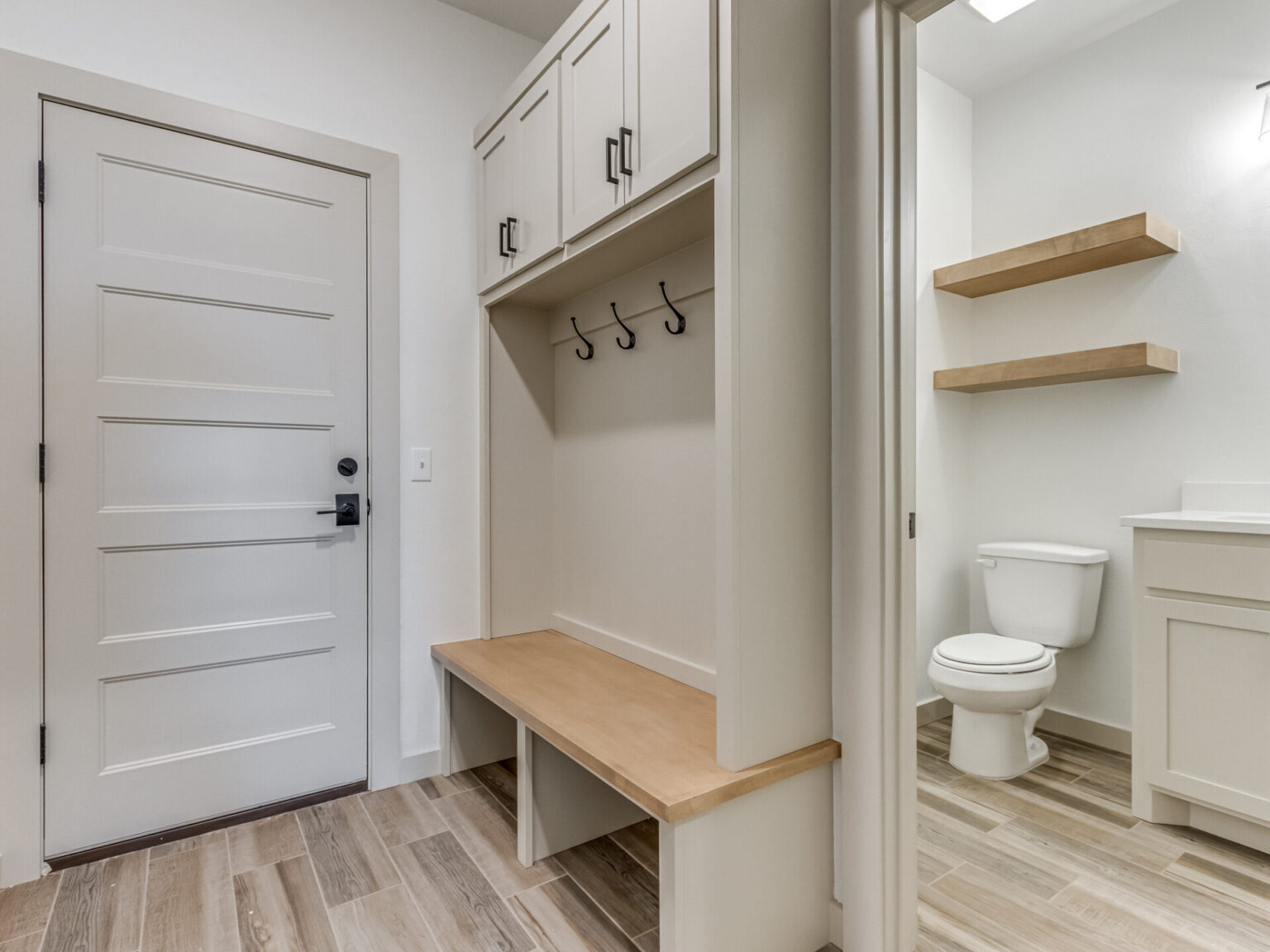 2210-W-Burr-Oak-Rd-45