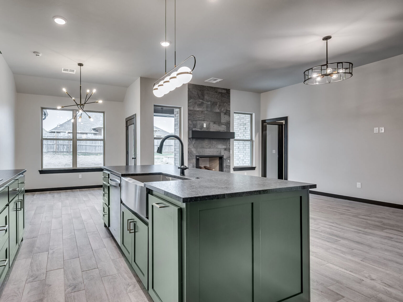 2513-Birmingham-drive-18