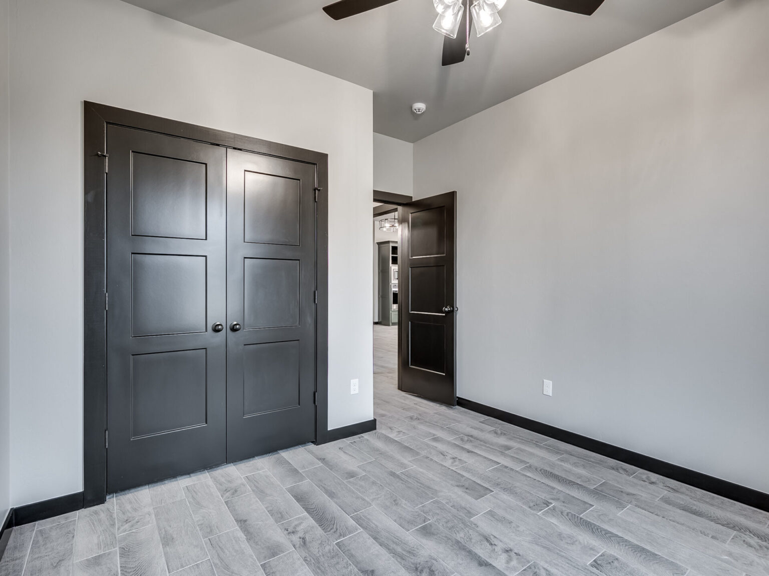 2513-Birmingham-drive-32