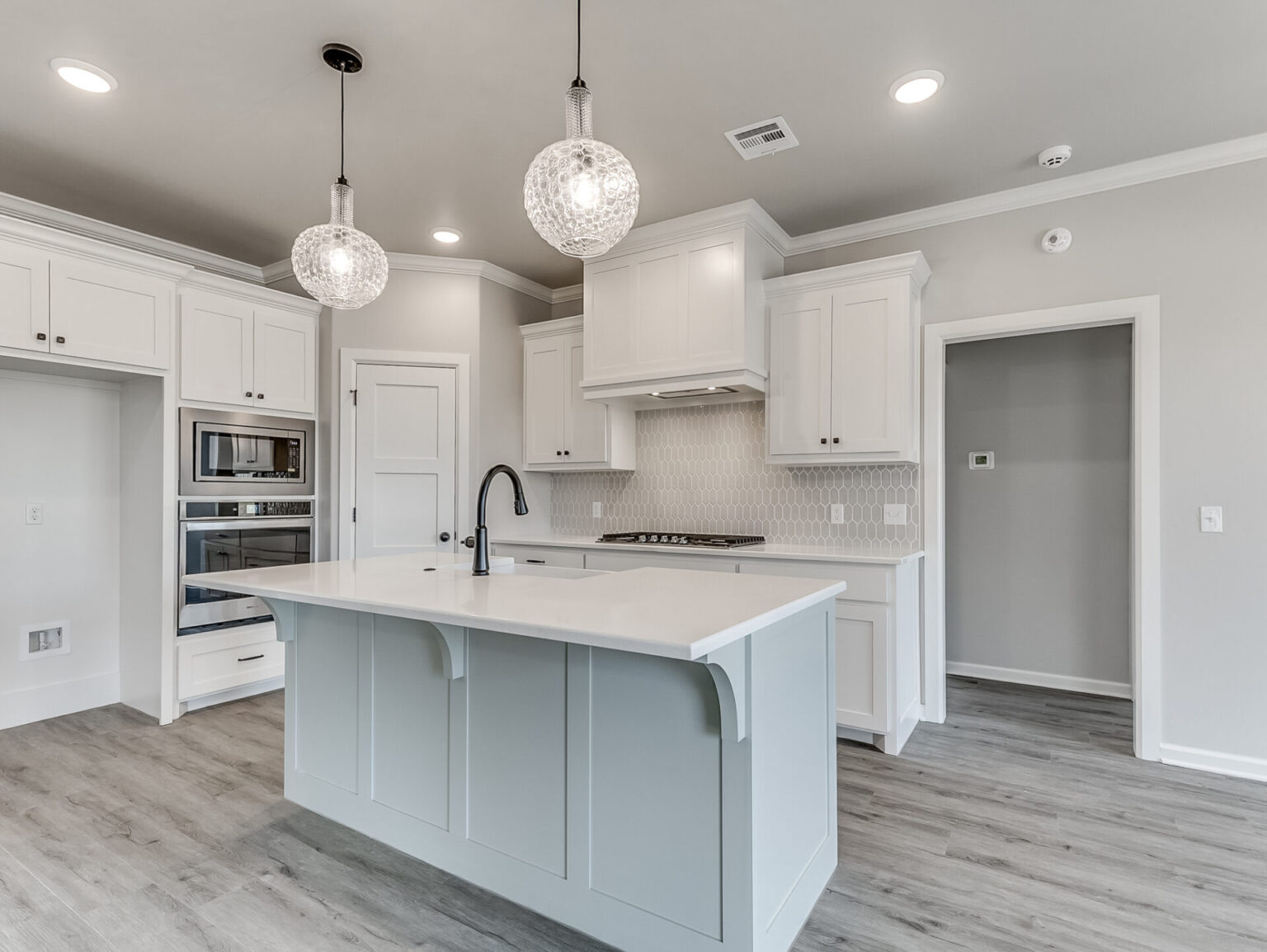 2517-Birmingham-Drive-18