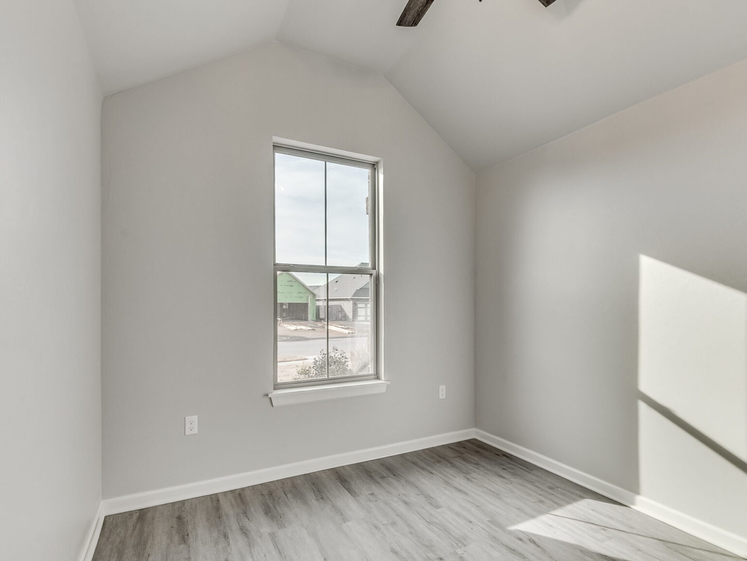 2517-Birmingham-Drive-44