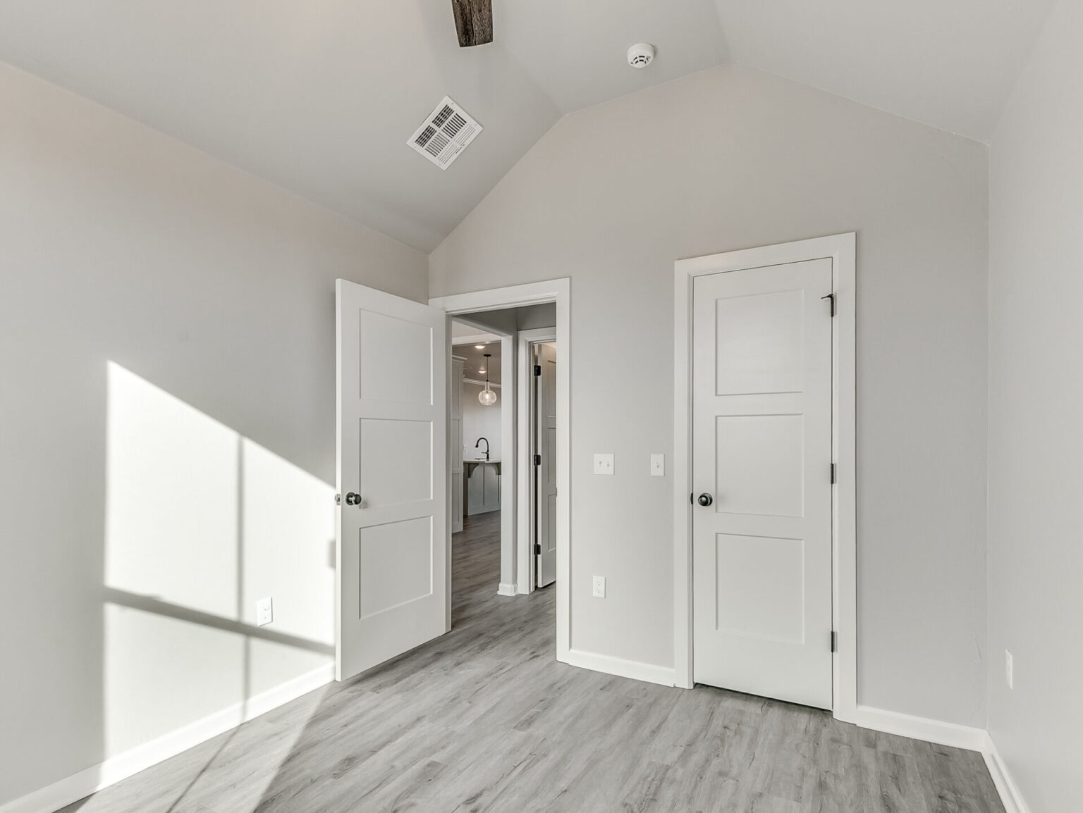 2517-Birmingham-Drive-45