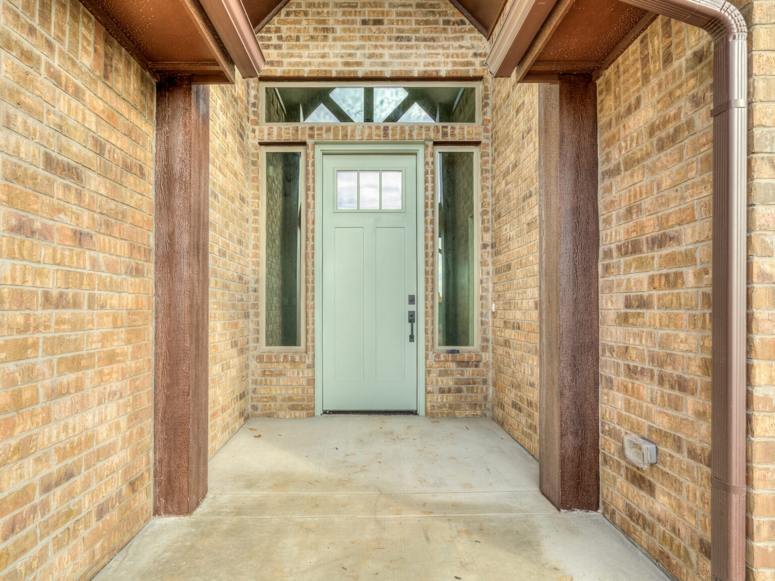 2517-Birmingham-Drive-9