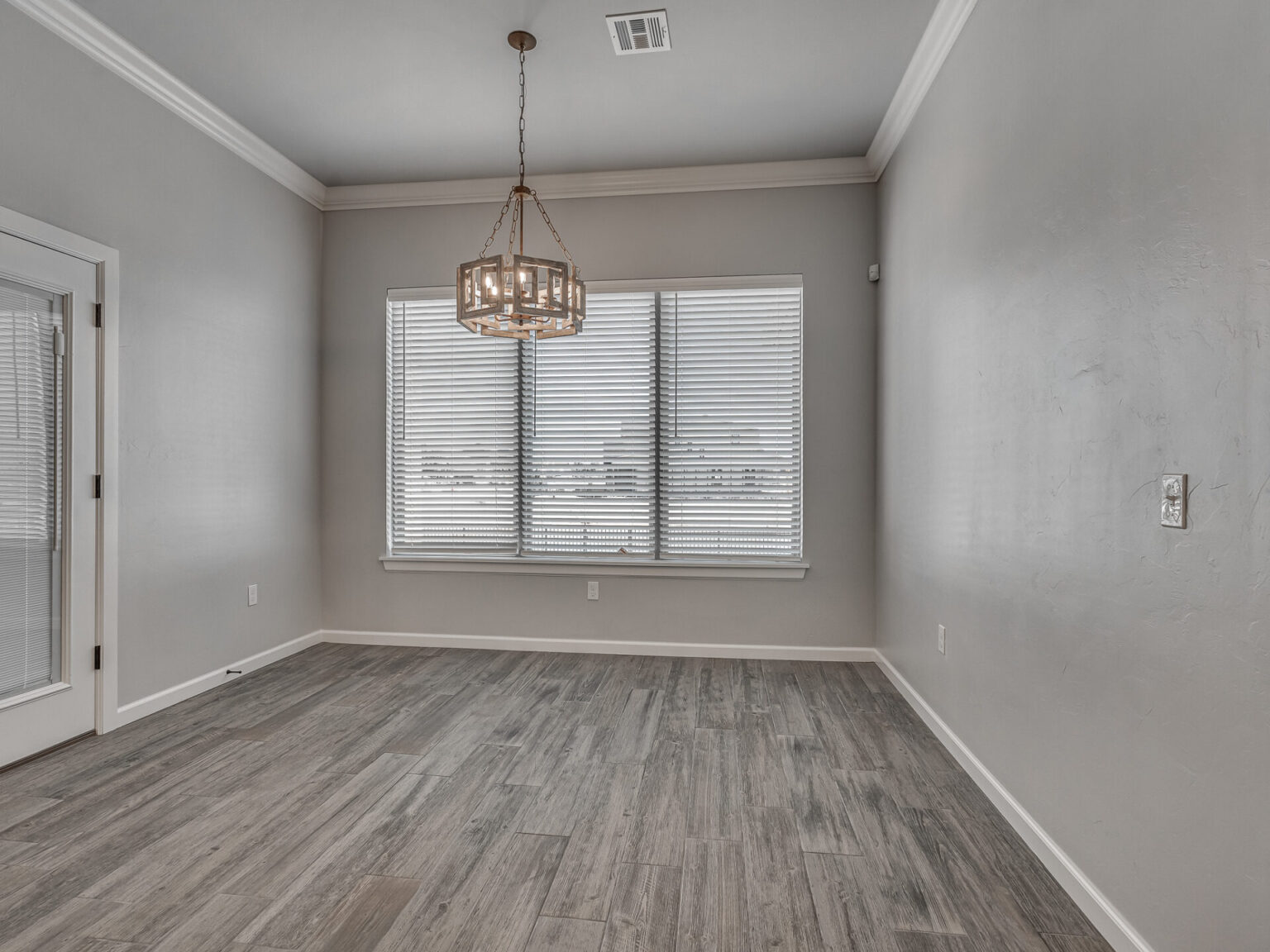 4314-Frontier-Trail-20.jpg-FULL