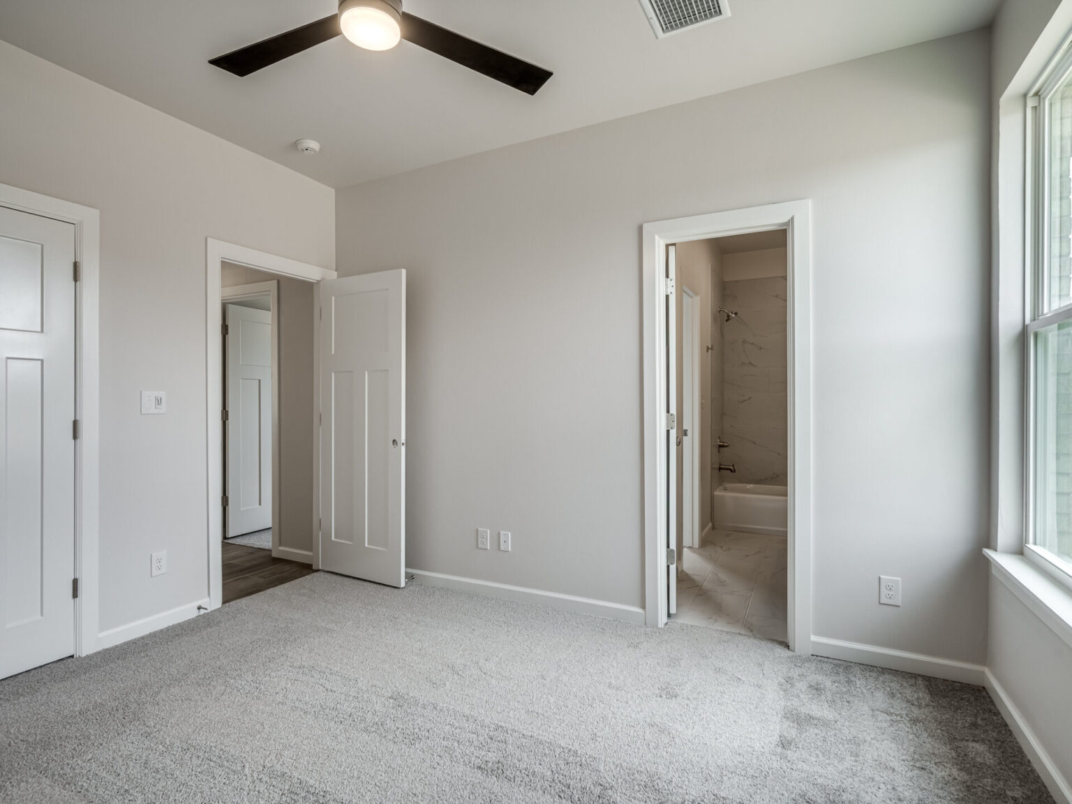 1925 SW 41st Terrace-47