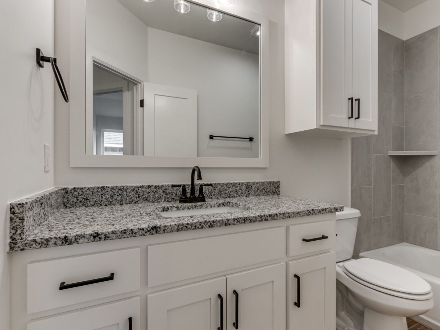 5004 Misty Wood Ln-27