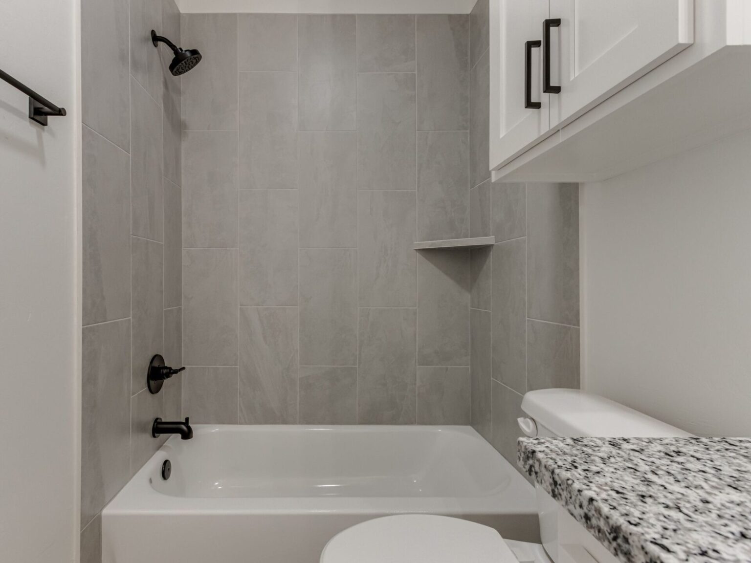 5004 Misty Wood Ln-32