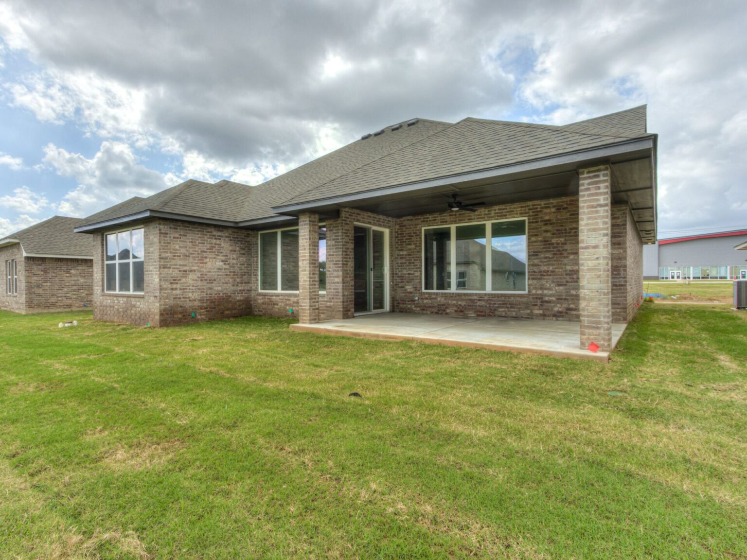 5004 Misty Wood Ln-36