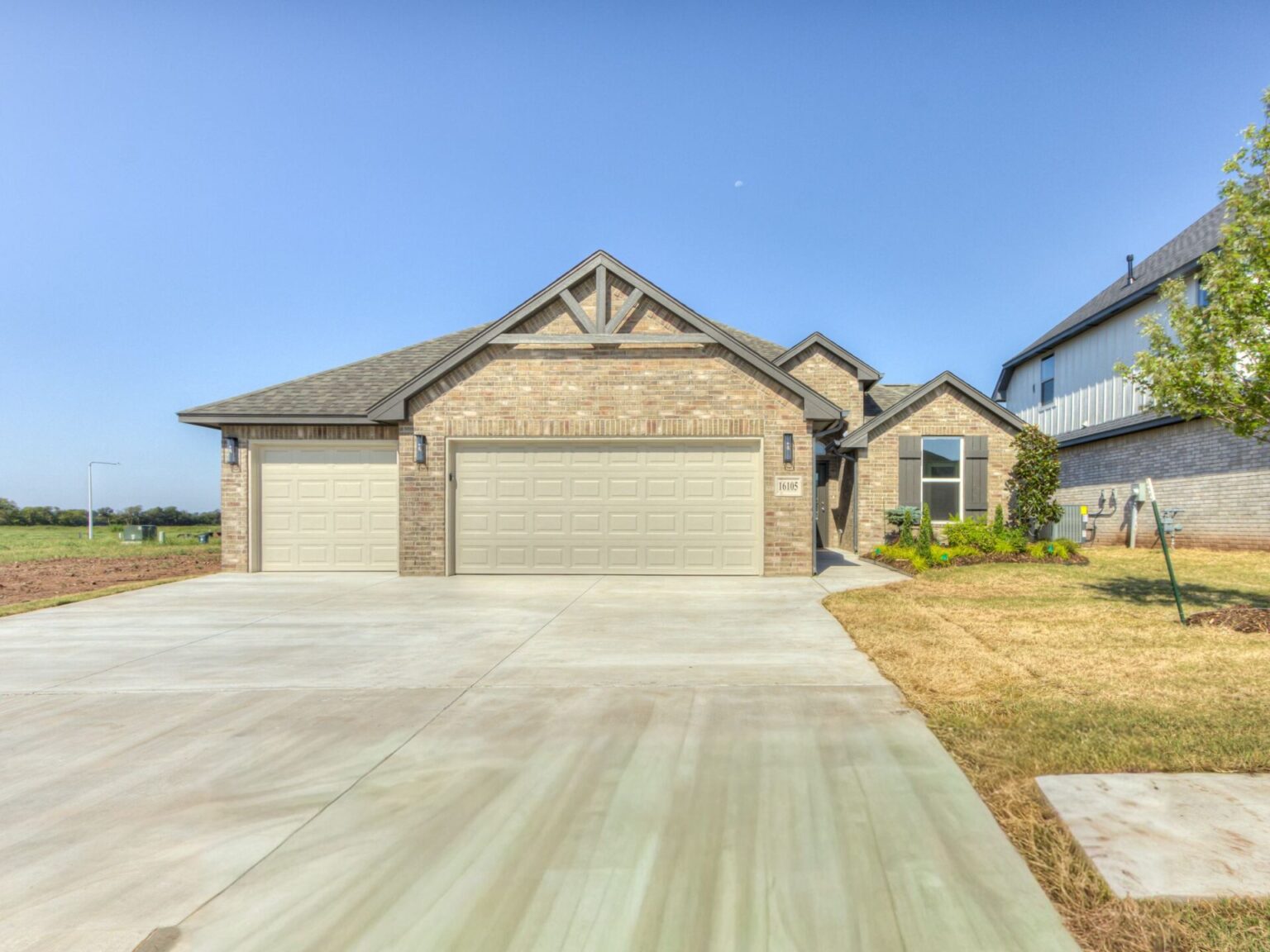 161105 Catalonia Pl-2