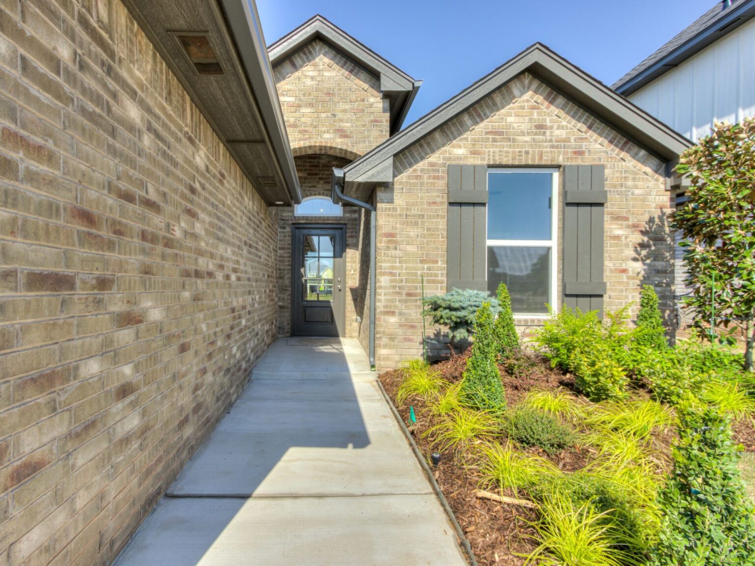 161105 Catalonia Pl-4