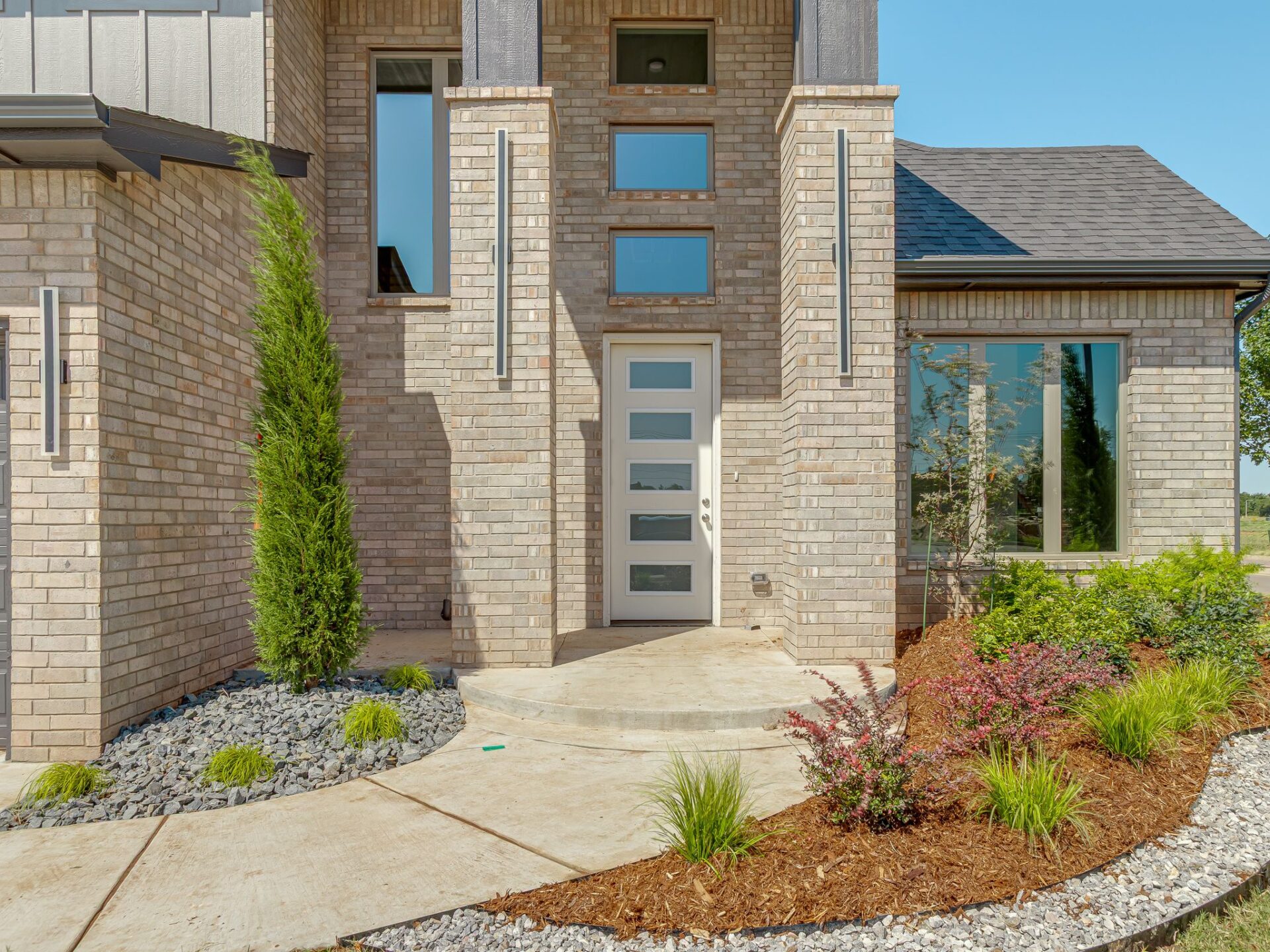 model home 16105 Catalonia Place