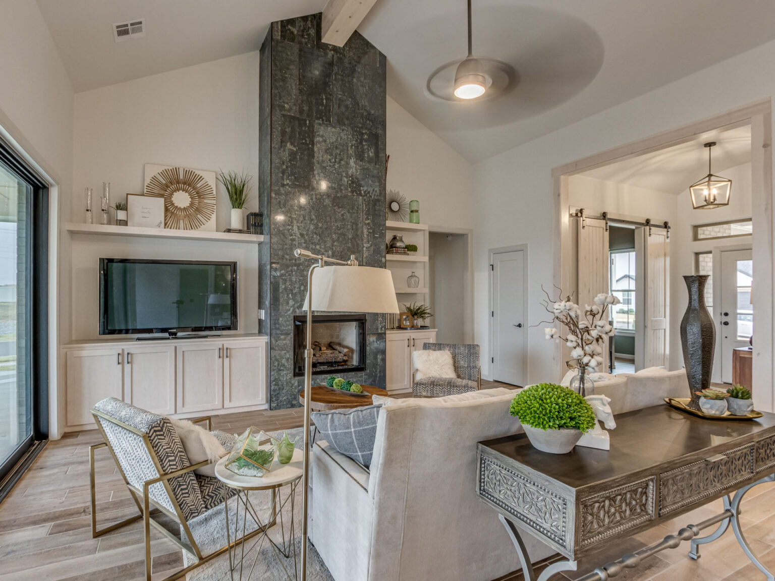 4601-Mustang-Park-Blvd-10