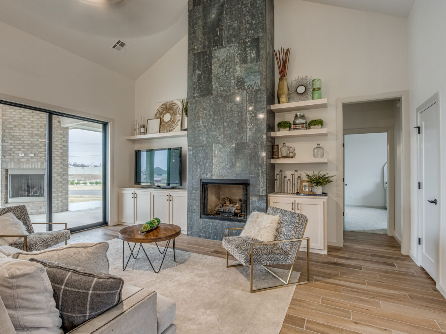 4601-Mustang-Park-Blvd-12