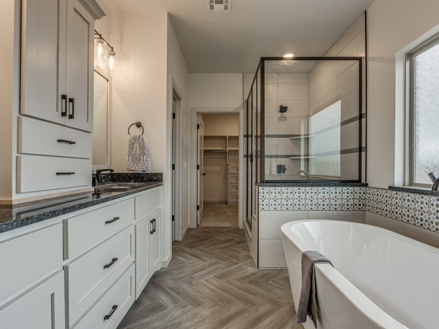 4601-Mustang-Park-Blvd-30