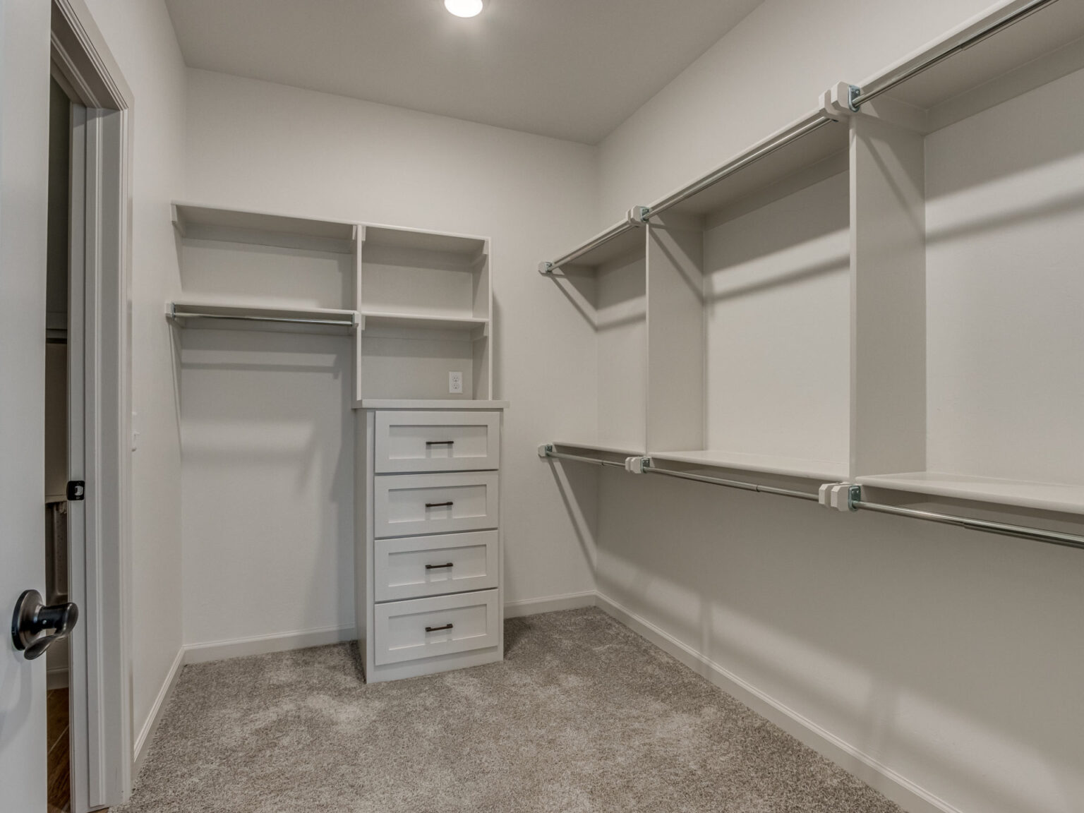 4601-Mustang-Park-Blvd-35