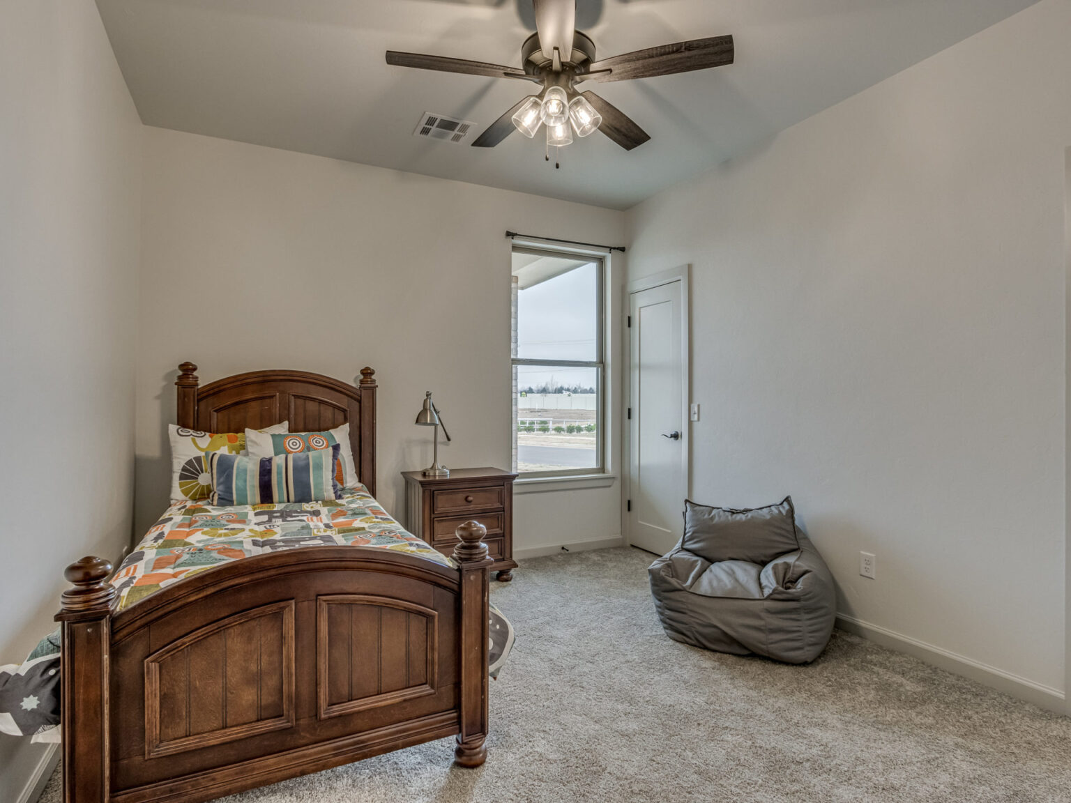 4601-Mustang-Park-Blvd-37