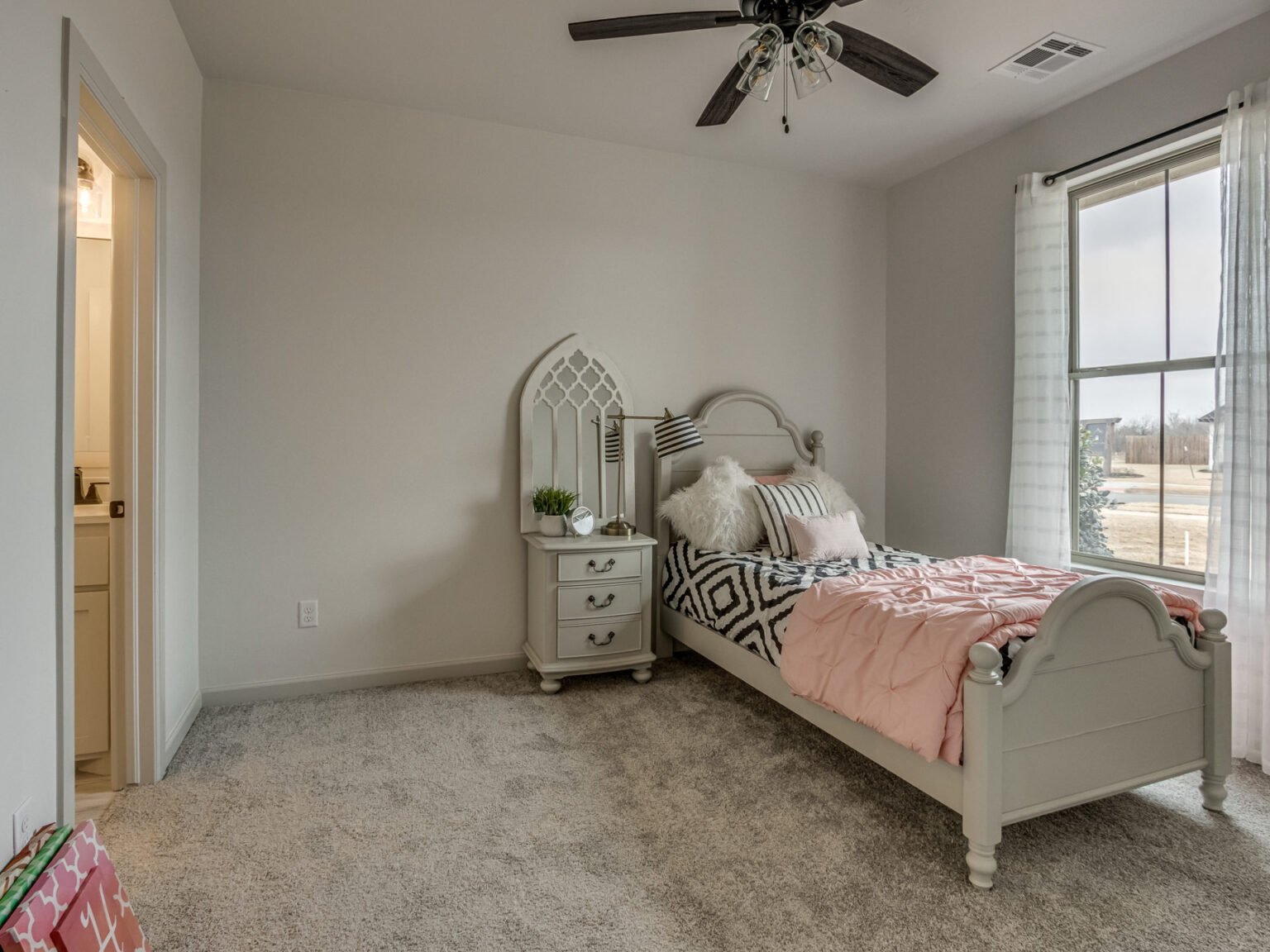 4601-Mustang-Park-Blvd-39