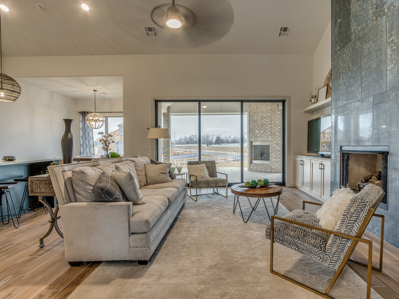 4601-Mustang-Park-Blvd-7