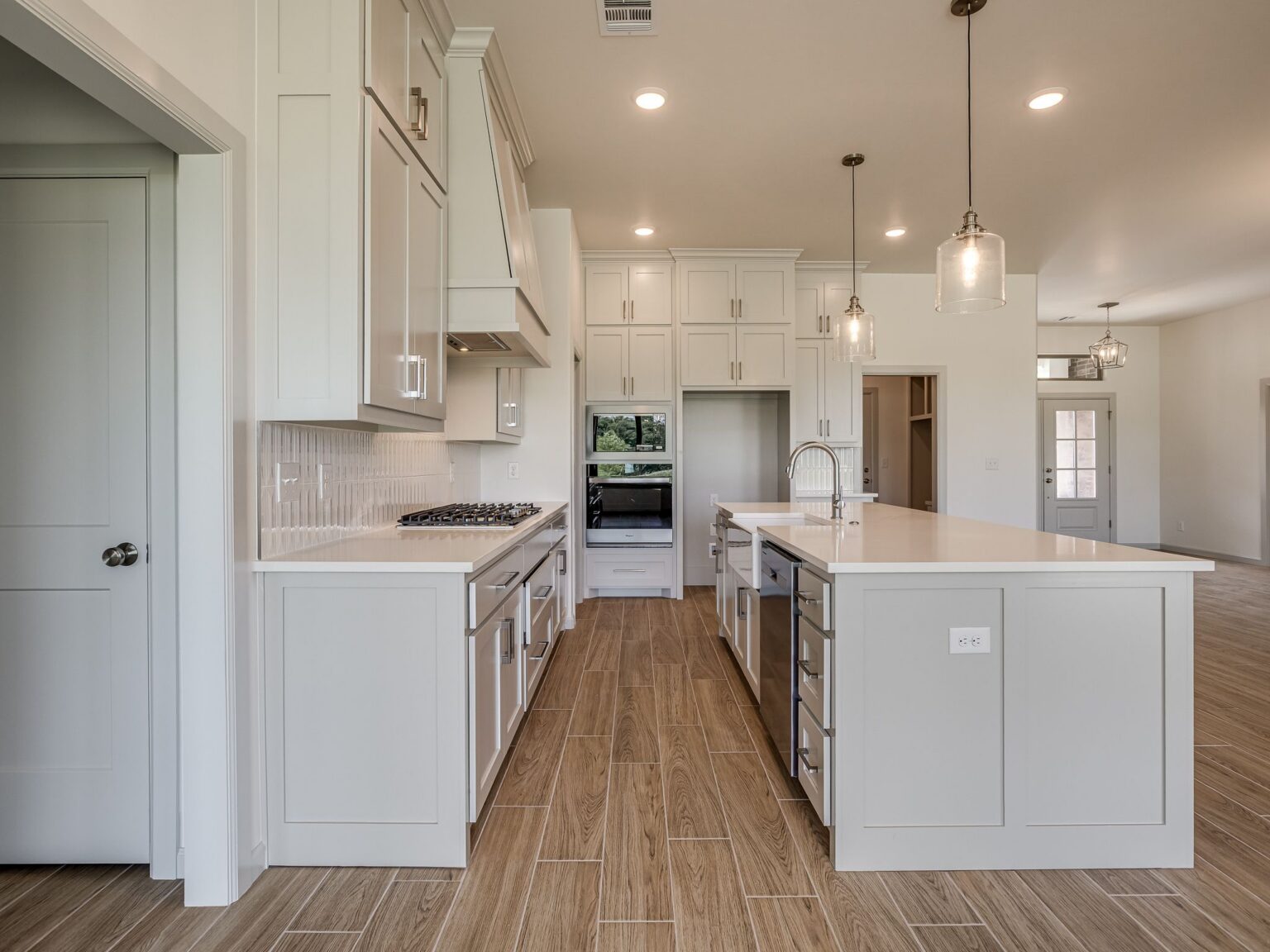5008 Vine Clf Rd-17