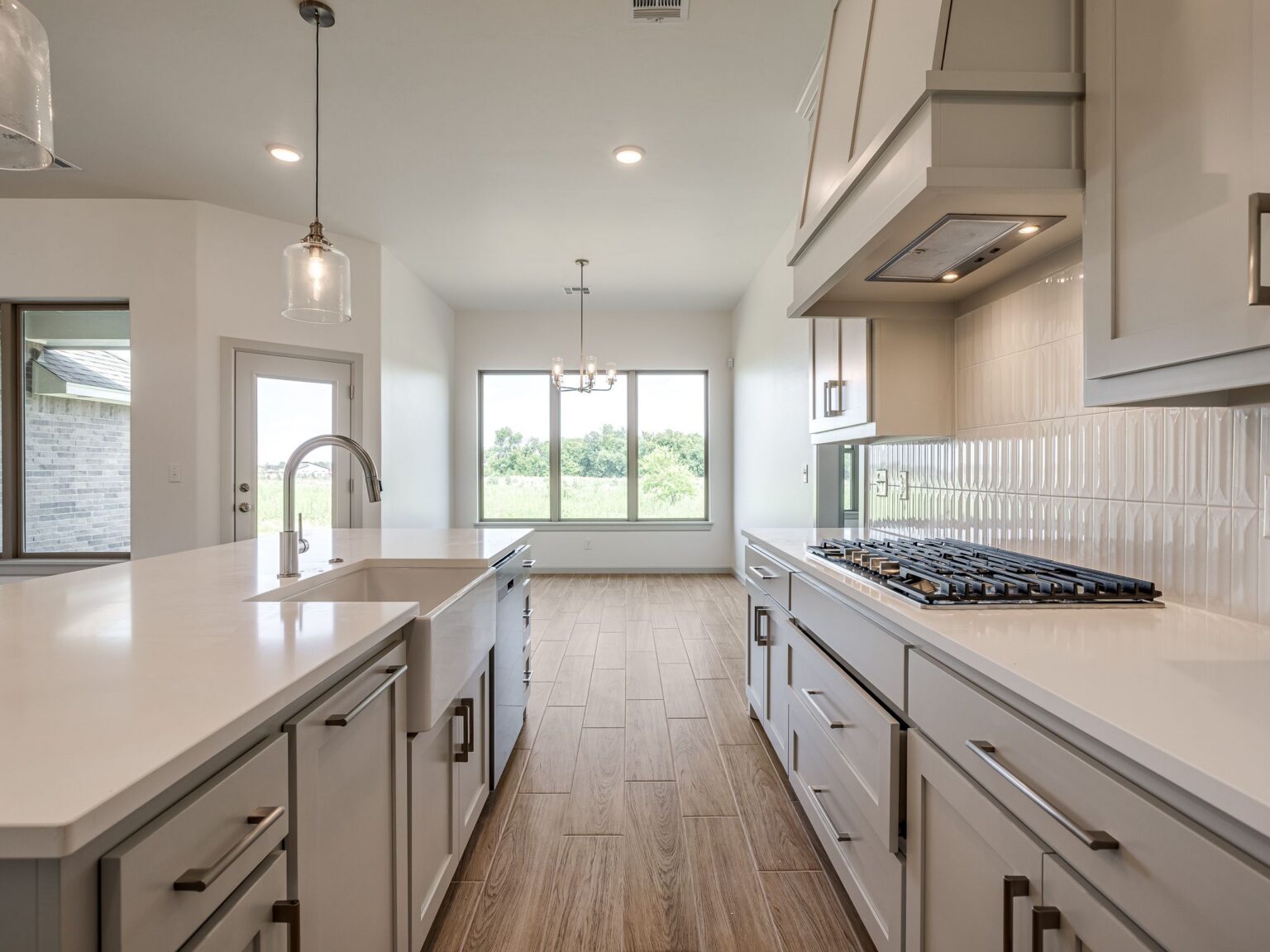 5008 Vine Clf Rd-18