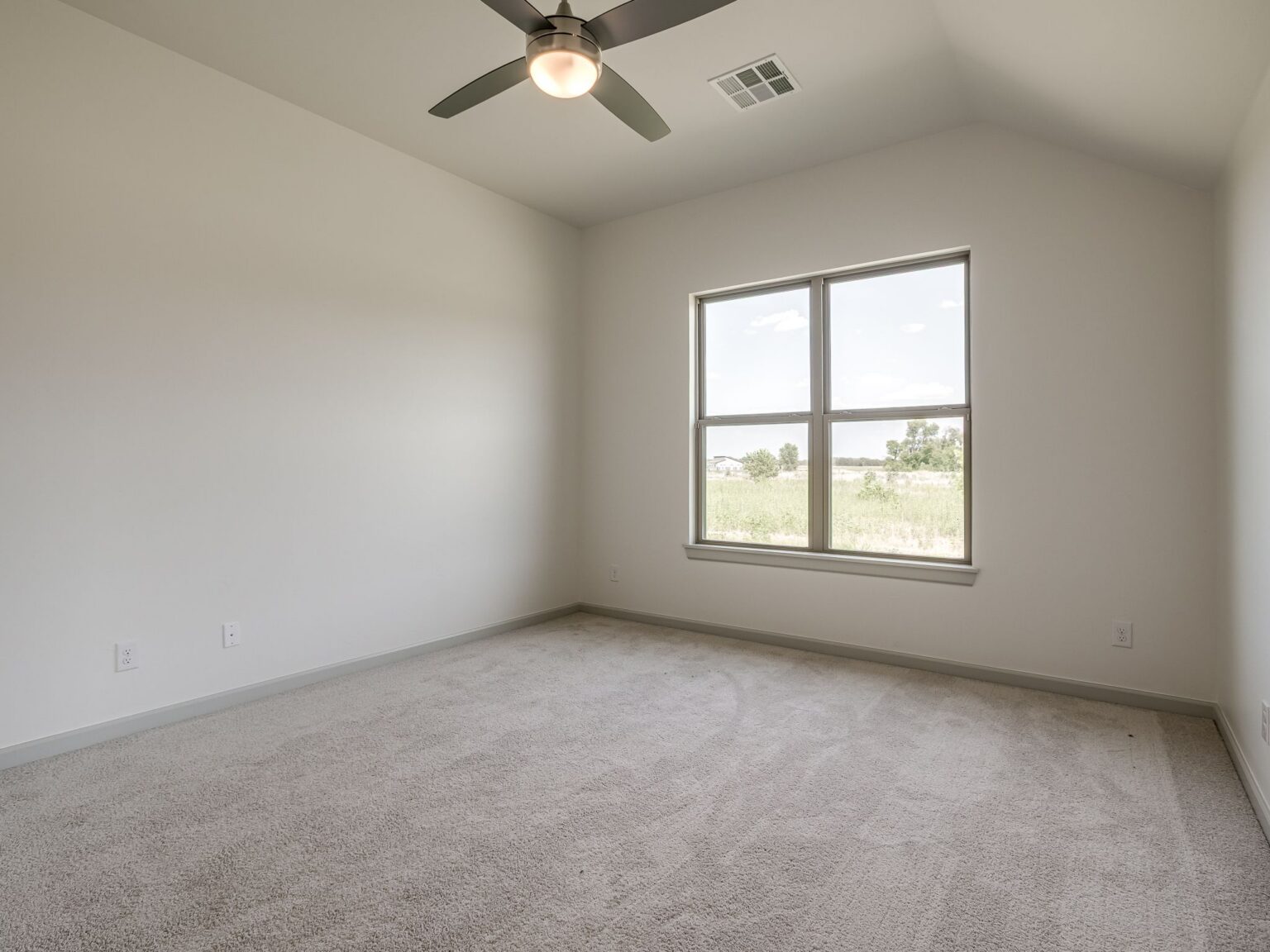 5008 Vine Clf Rd-26