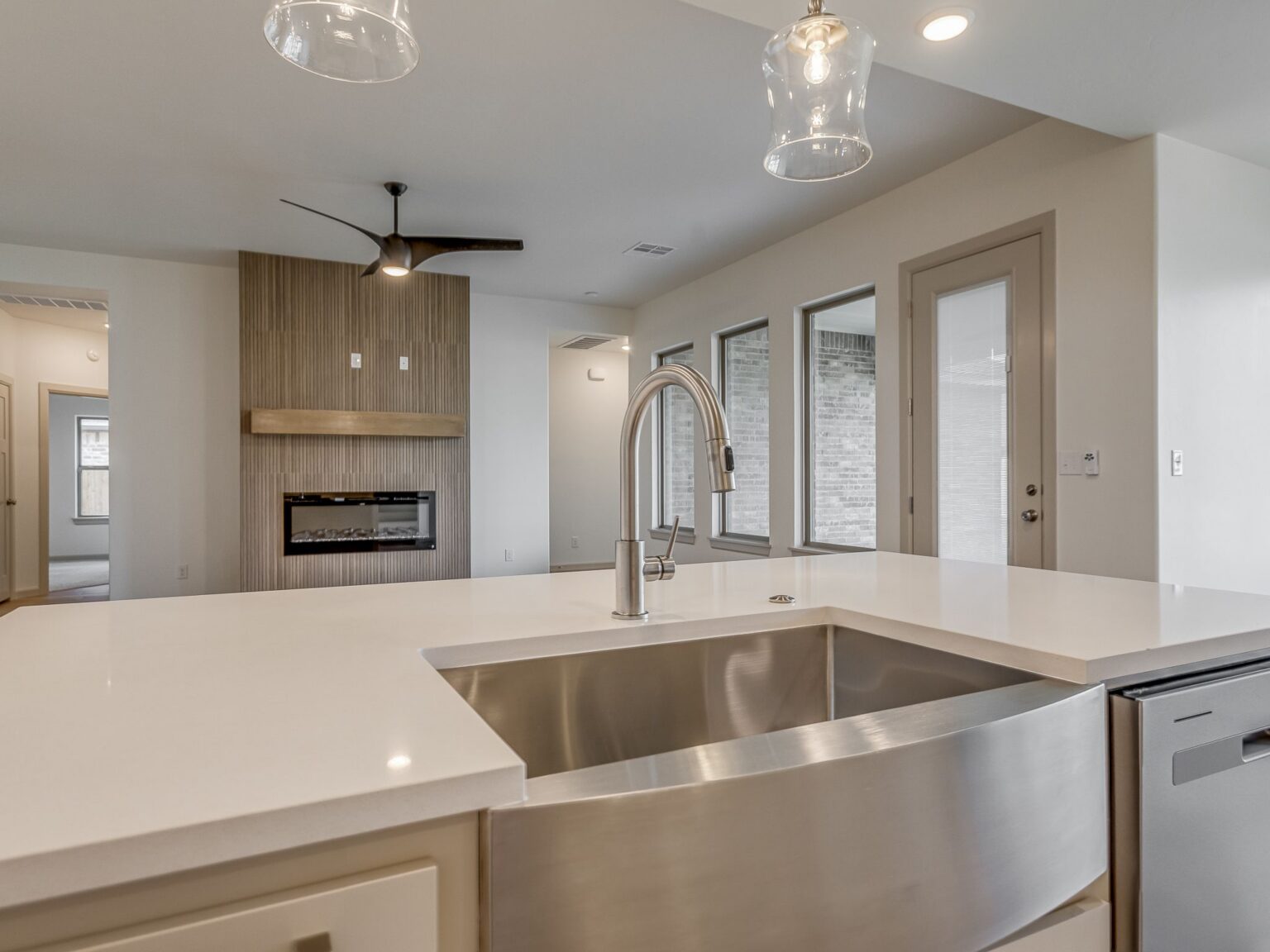 5013 Vine Cliff Rd-15