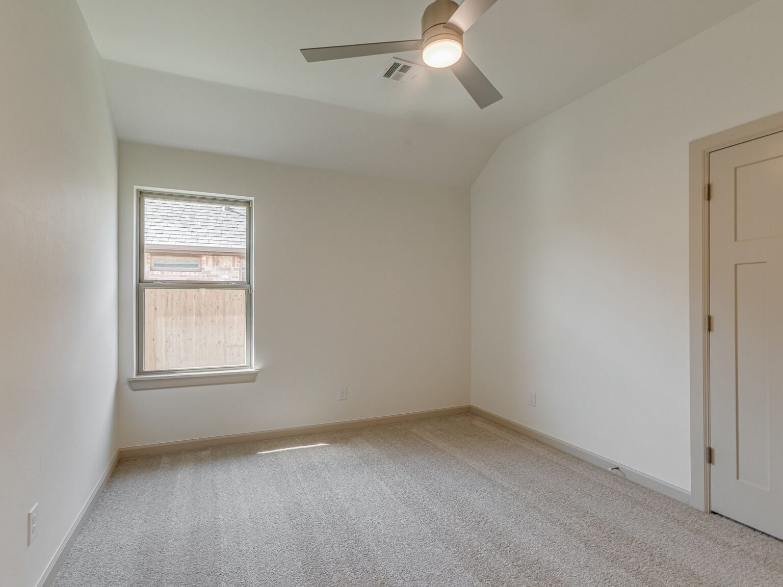 5013 Vine Cliff Rd-29