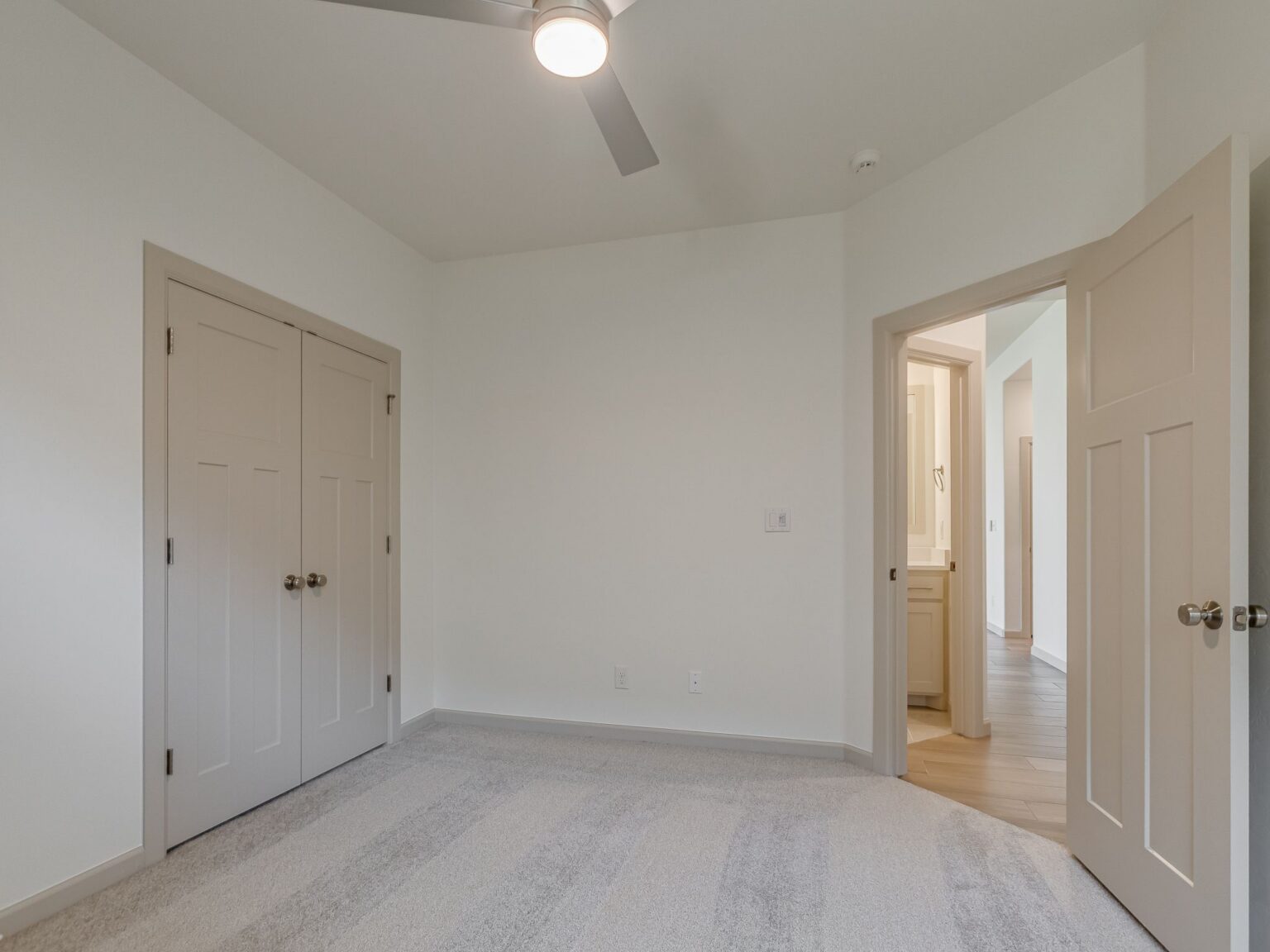 5013 Vine Cliff Rd-30