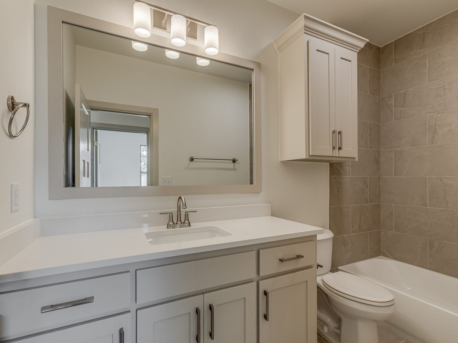 5013 Vine Cliff Rd-34