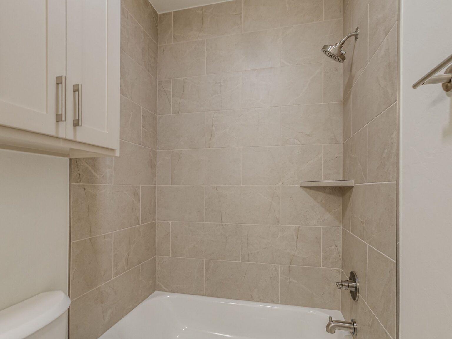 5013 Vine Cliff Rd-35