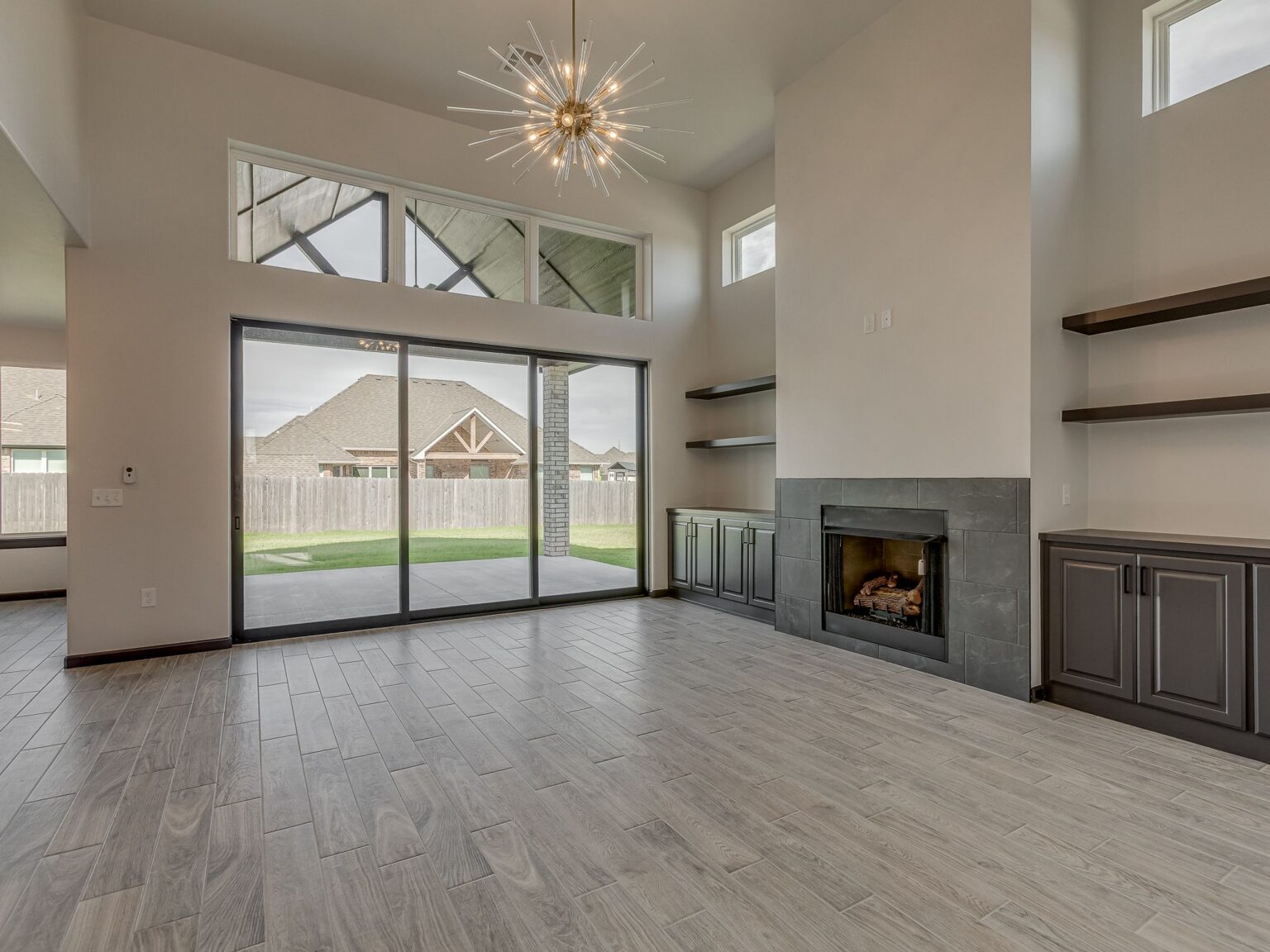 3901 Durango Lake Dr-10