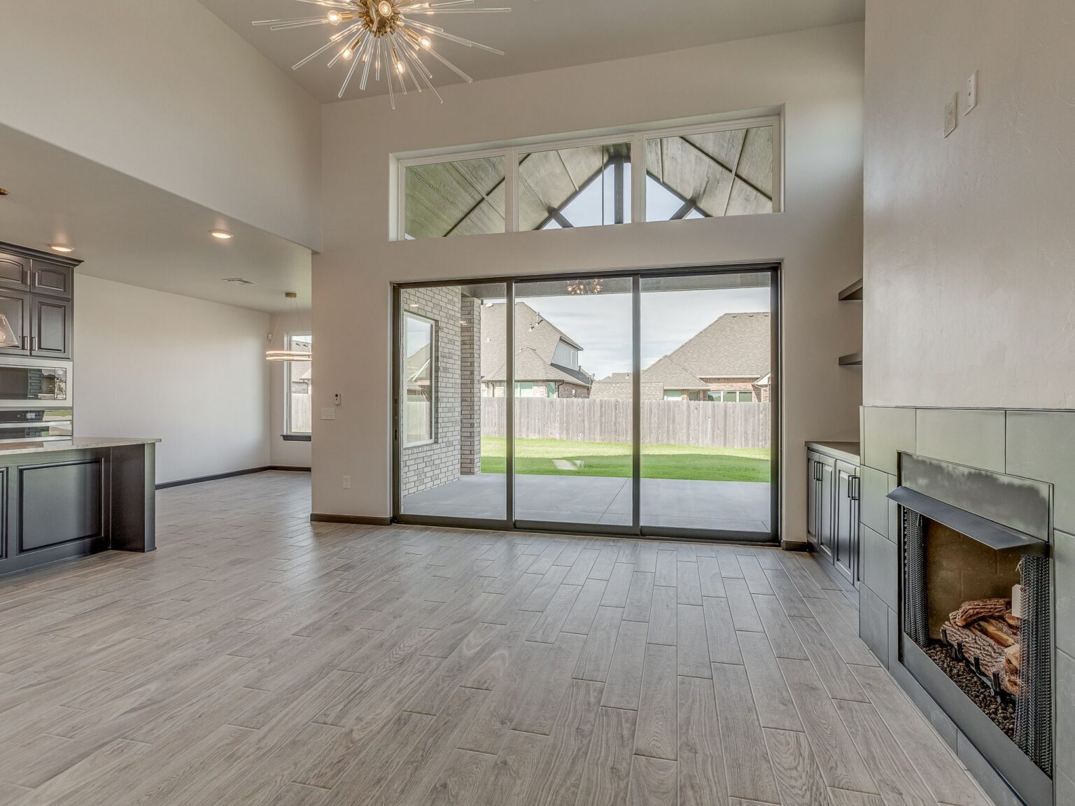 3901 Durango Lake Dr-13