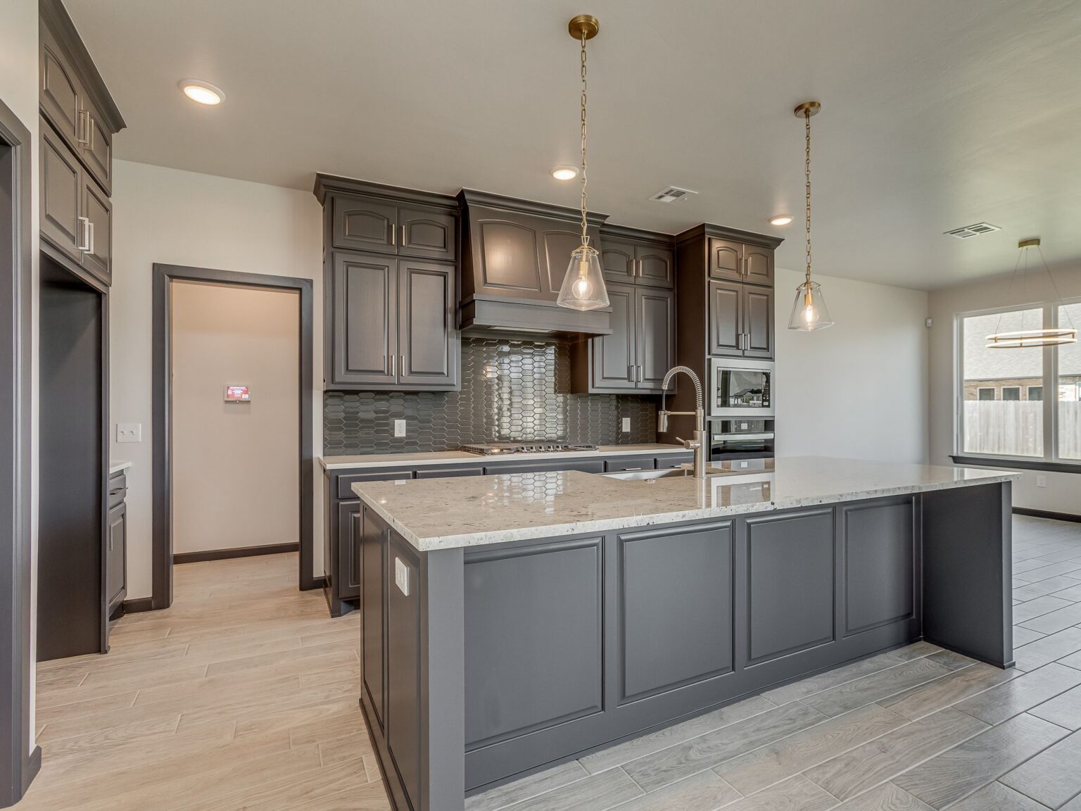 3901 Durango Lake Dr-15