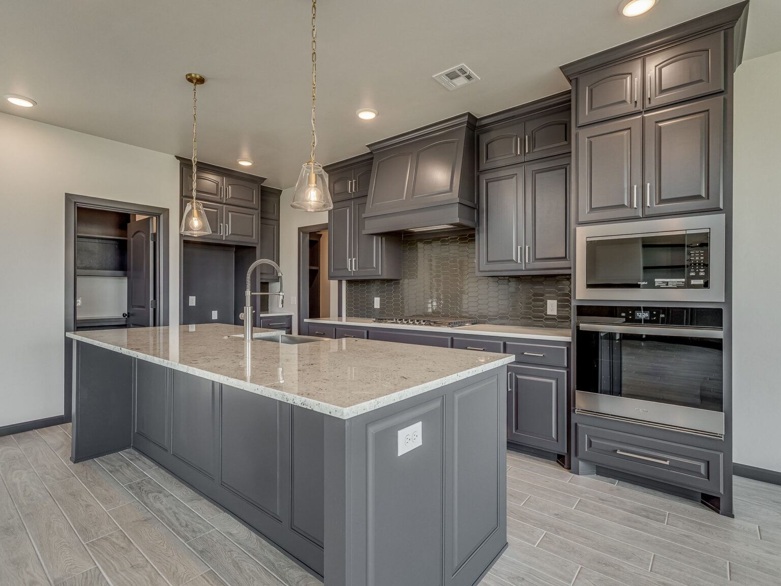 3901 Durango Lake Dr-16