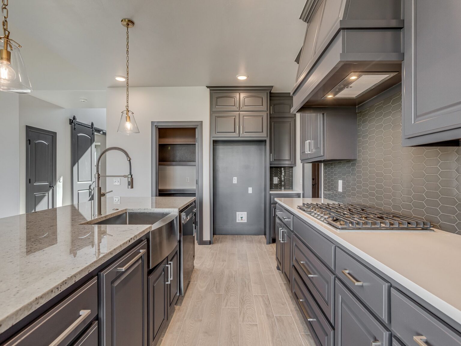 3901 Durango Lake Dr-18
