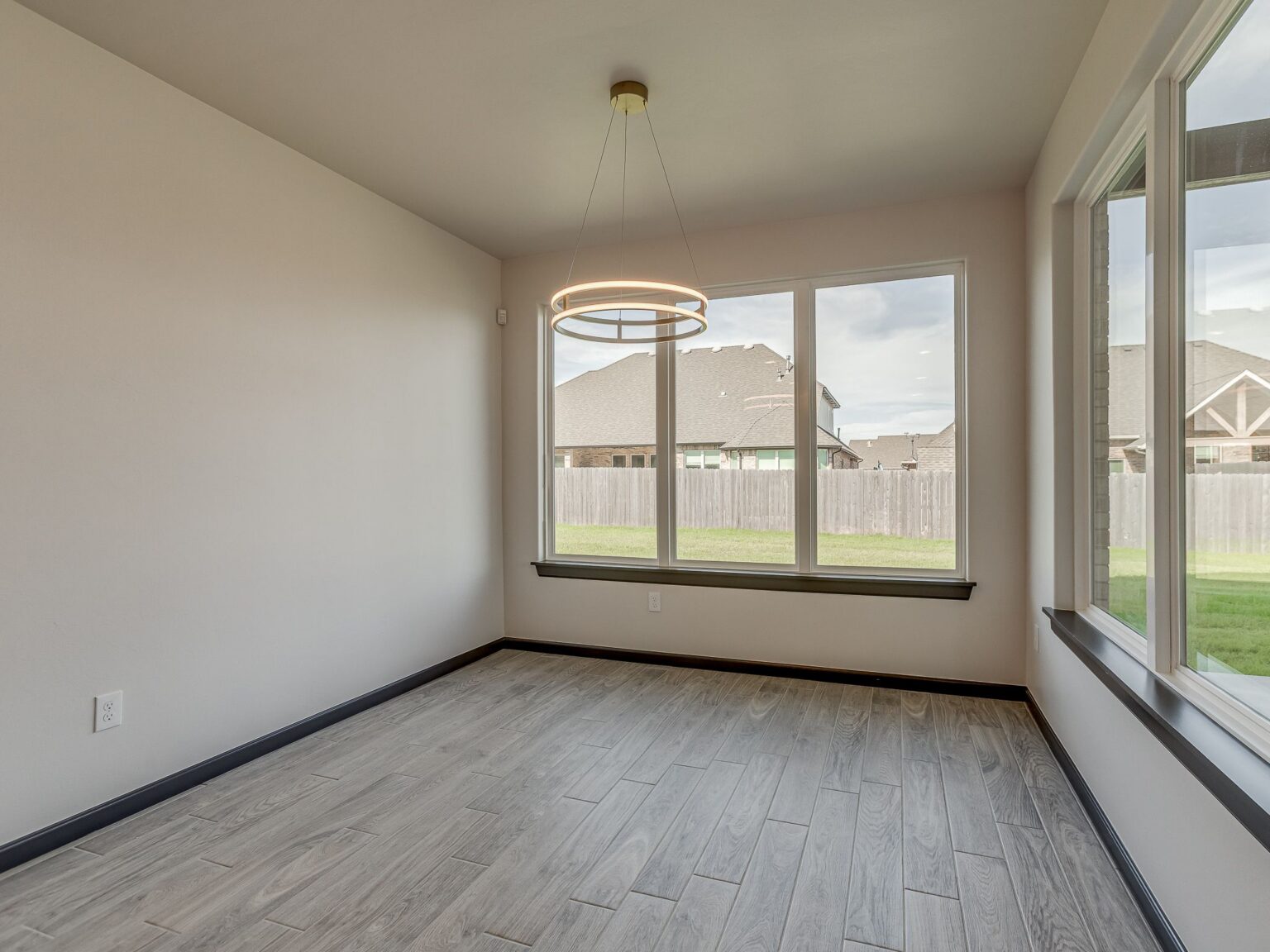 3901 Durango Lake Dr-21