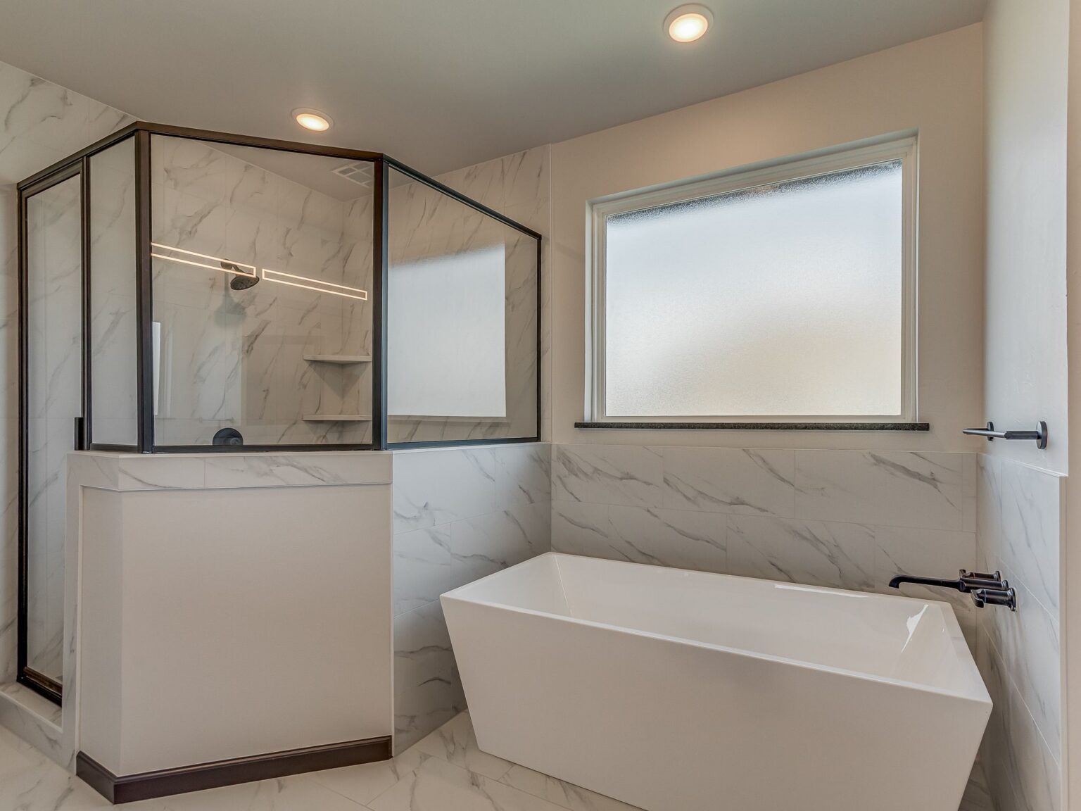 3901 Durango Lake Dr-31