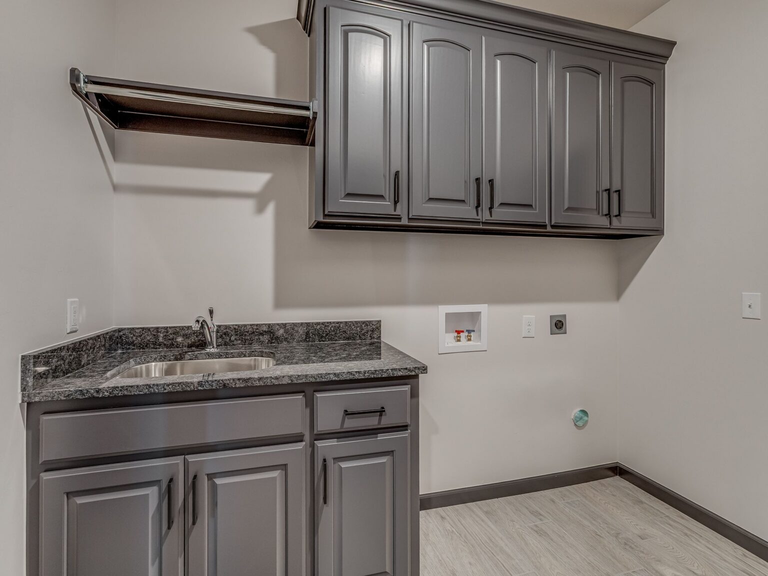 3901 Durango Lake Dr-36