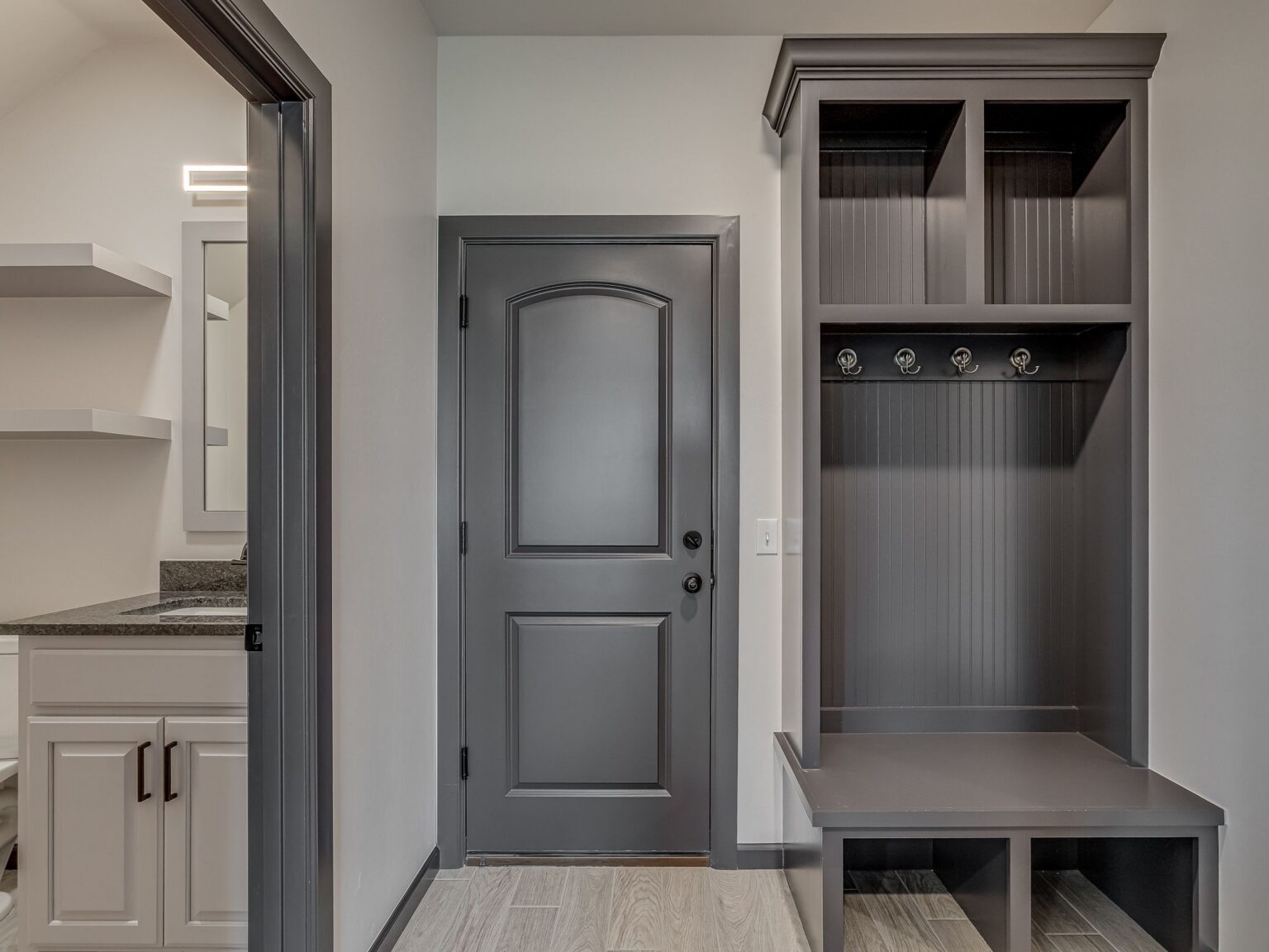 3901 Durango Lake Dr-37