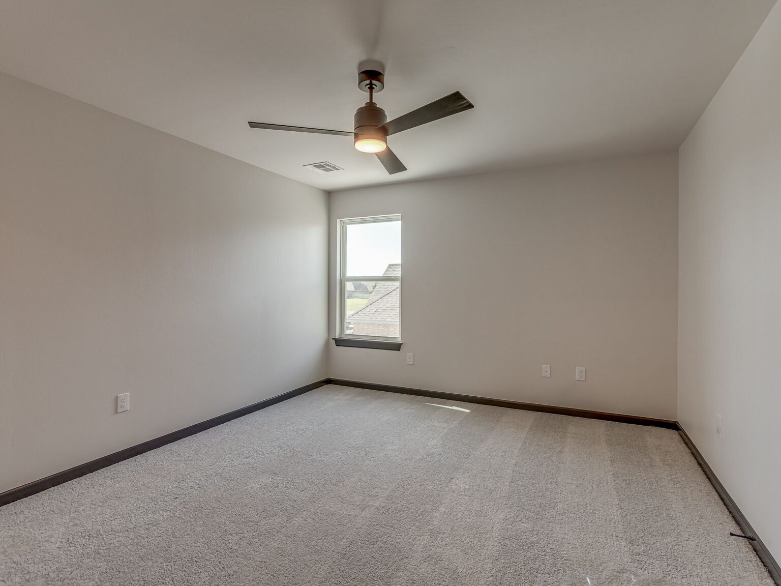 3901 Durango Lake Dr-43
