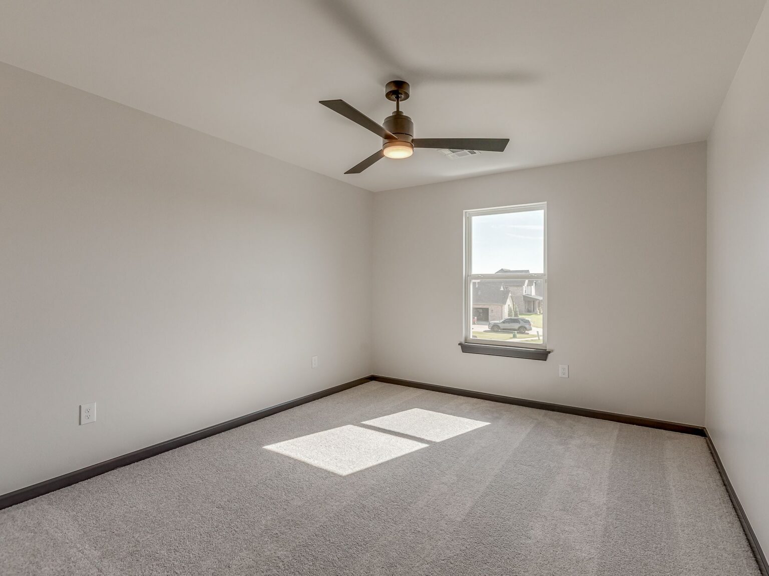 3901 Durango Lake Dr-46