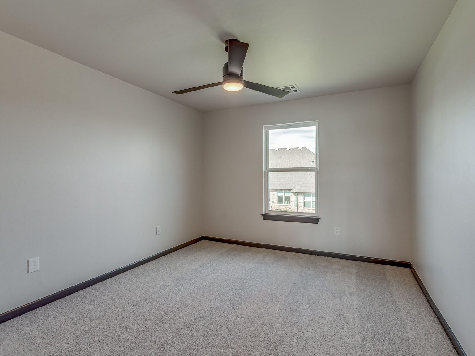 3901 Durango Lake Dr-48