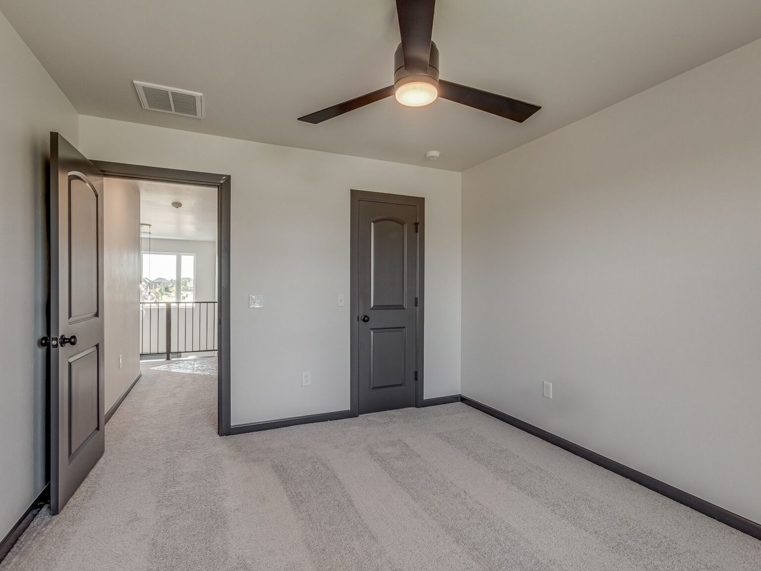 3901 Durango Lake Dr-49